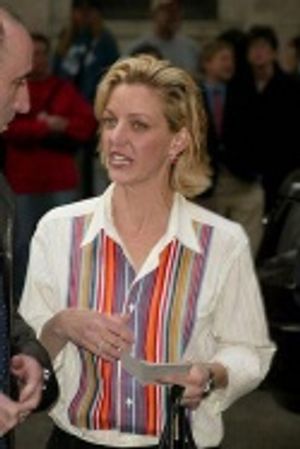 Kelli Carpenter Photo