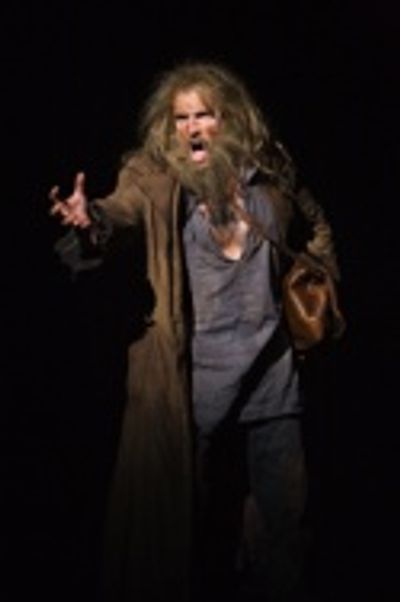 Hugh Panaro  Photo