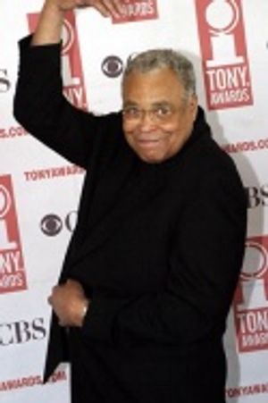 James Earl Jones strikes a pose Photo