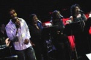 Photo Coverage: Norm Lewis Sings for the Actors' Fund at Joe's Pub
by Ben Strothmann Photo