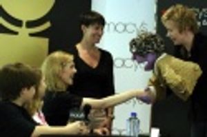 Meeting the judges

 Photo