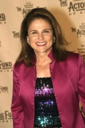 Tovah Feldshuh Photo