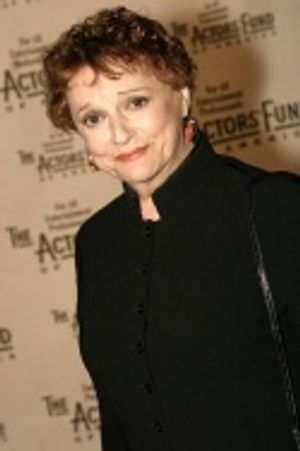 Carole Shelley Photo