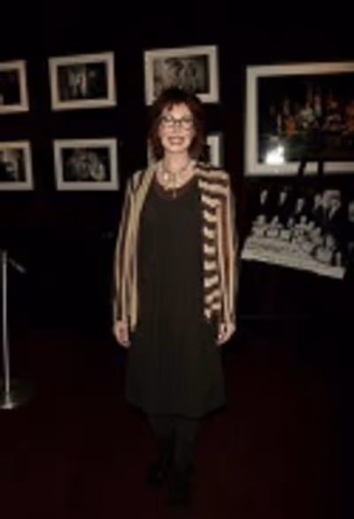 Joanna Gleason (Past Winner 1977 / Presenter) - 2005 Theatre World Awards Photo