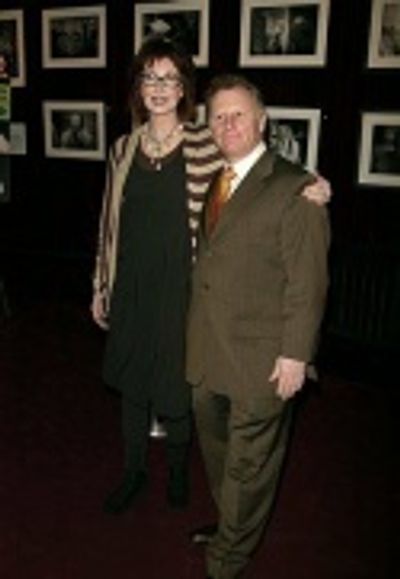 Joanna Gleason and Gordan Clapp

 Photo