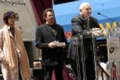 ...with Joanna Gleason of "Dirty Rotten Scoundrels"
and Tim Curry of "Spamalot" Photo