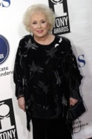 Doris Roberts Photo