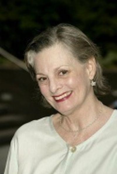 Dana Ivey

 Photo
