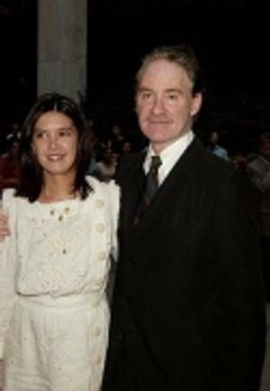 Kevin Kline with his wife Phoebe Cates  Photo
