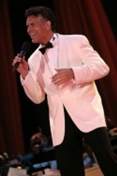 Brian Stokes Mitchell Photo