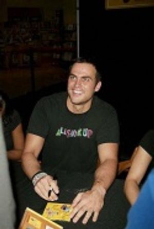 Cheyenne signing for fans...  Photo