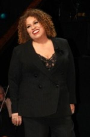 Roz Ryan as Mama Morton
 Photo