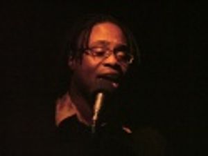 ...to thunderous applause from the audience Photo