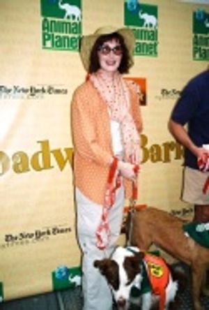 Joanna Gleason (Dirty Rotten Scoundrels) 
 Photo