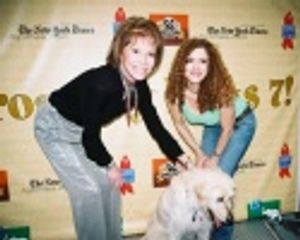 Mary Tyler Moore and Bernadette Peters

 Photo