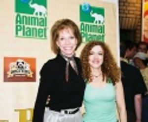 Mary Tyler Moore and Bernadette Peters  Photo