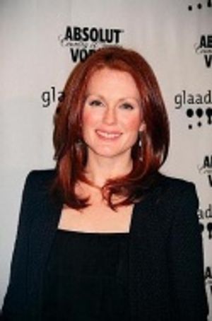 Julianne Moore (Received the "Excellence in Media Award") Photo
