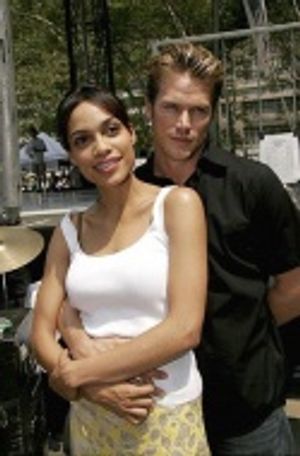 Rosario Dawson and Jason Lewis Photo