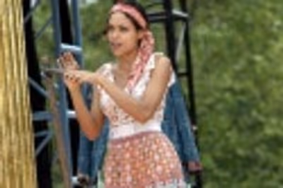 Rosario Dawson Photo