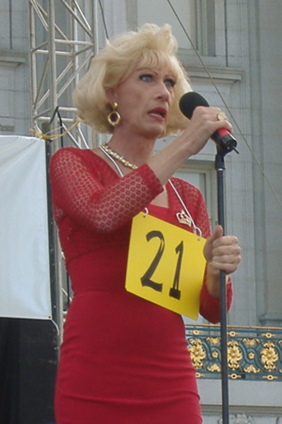 Guest speller Donna Sachet correctly spelled 'Xanadu,' but was given the bell on 'lysergic acid diethylamide.'
 at 