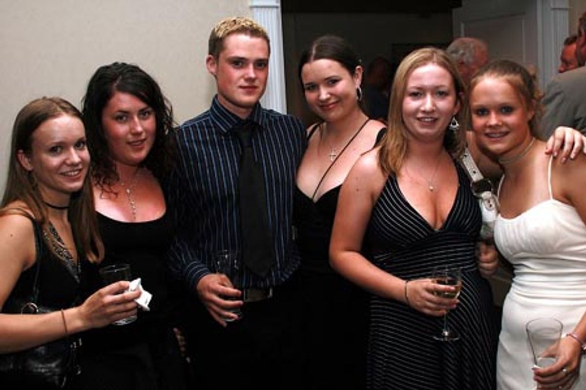 Leighann Kowalsky, Louise Gorman, Simon Donohoe, Tina O'Donnell, Ciara Pierce Keogh, and Christy Kowalski

 at 