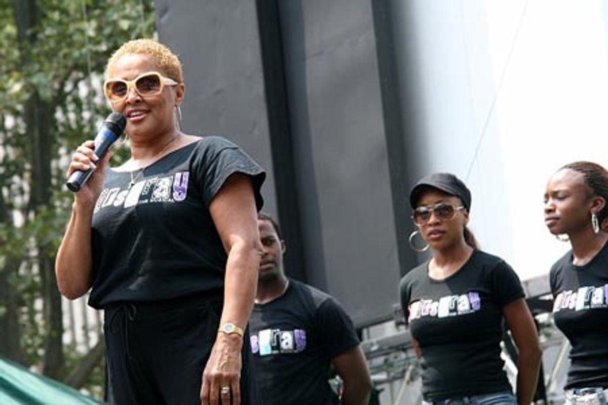 Darlene Love and Hairspray cast members at 