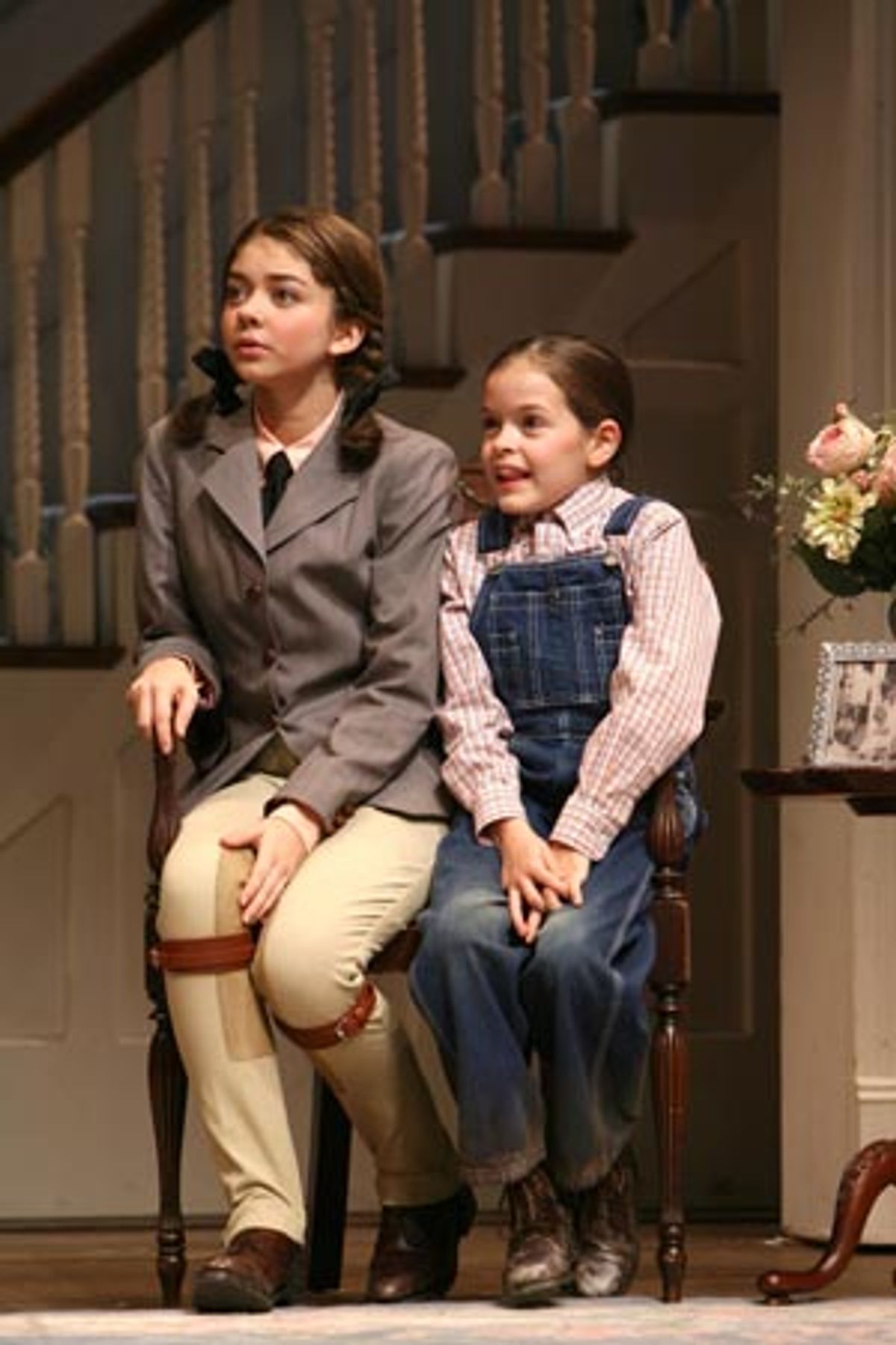 Sarah Hyland and Kelsey Fowler at 