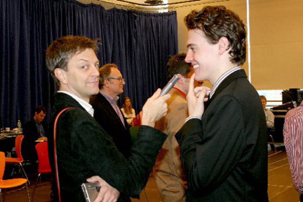 Jim Caruso interviews Erich Bergen at 