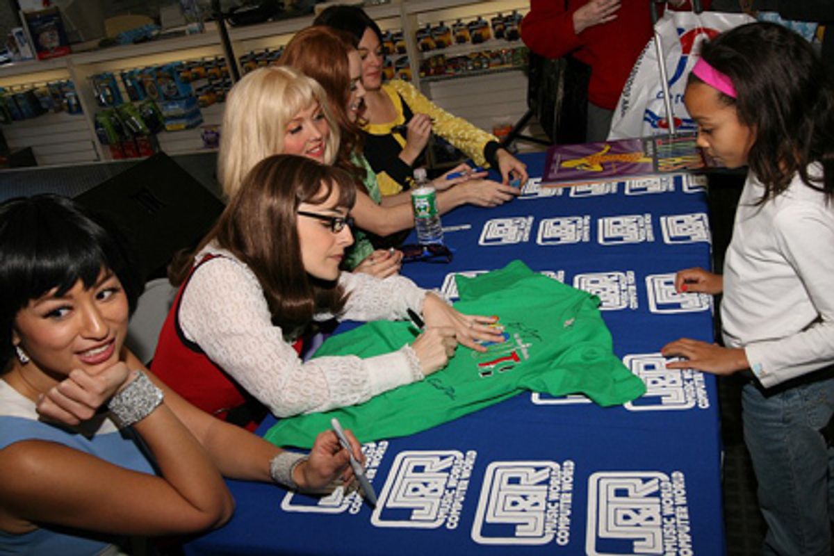 Marie-France Arcilla, Denise Summerford, Julie Dingman-Evans, Erica Schroeder and Erin Crosby with young fan at 