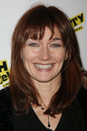 Lari White Photo