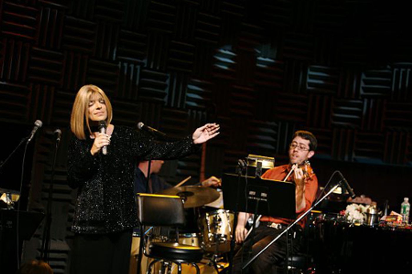 Photo Coverage: 'BroadwayWorld.com on Ice' Holiday Concert  Image