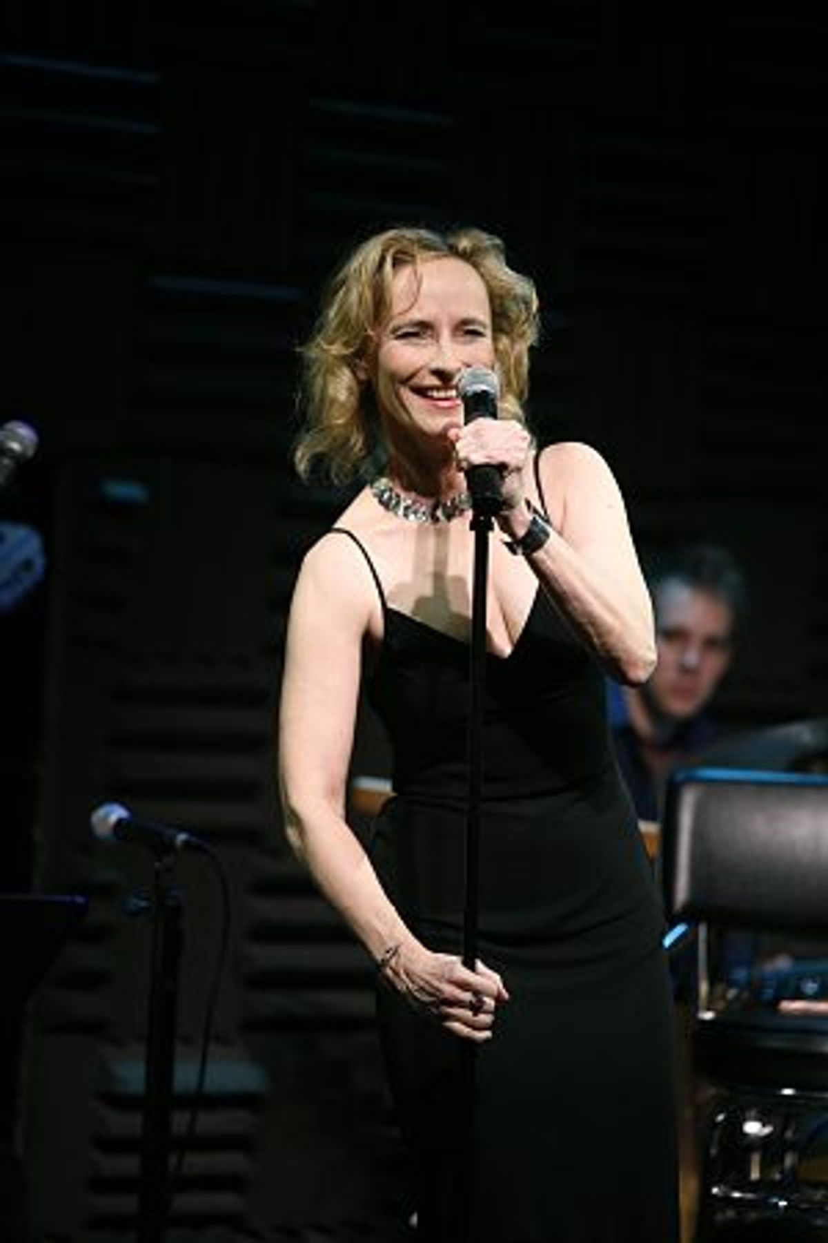 The crowd gave her an overwhelming response as many people
didn't expect to hear her sing and to have such a great voice! at 