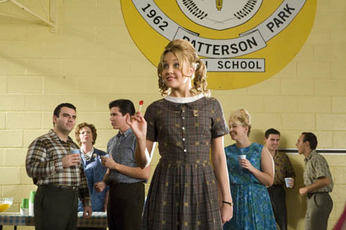 Amanda Bynes as 'Penny Pingleton' at 