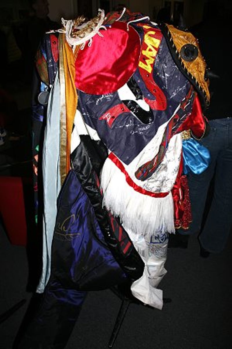 Photos: In Our Time Gypsy Robe Event — photo 3 of 48