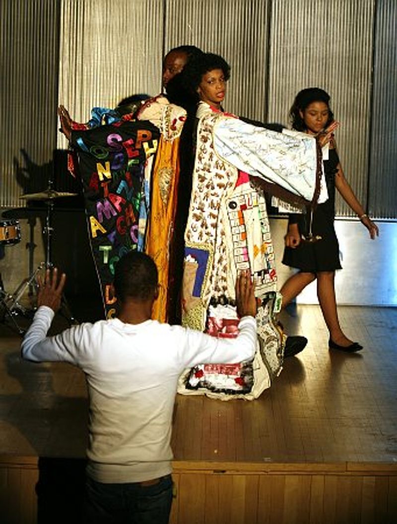 Photos: In Our Time Gypsy Robe Event — photo 20 of 48
