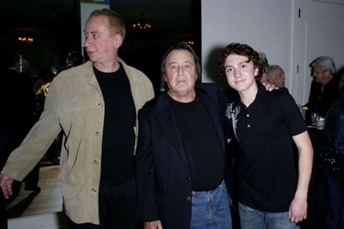 Director Paul Mazursky (Center) with 'The Catskill Sonata' actors Elya Baskin (L) & Daryl Sabara (R) at 