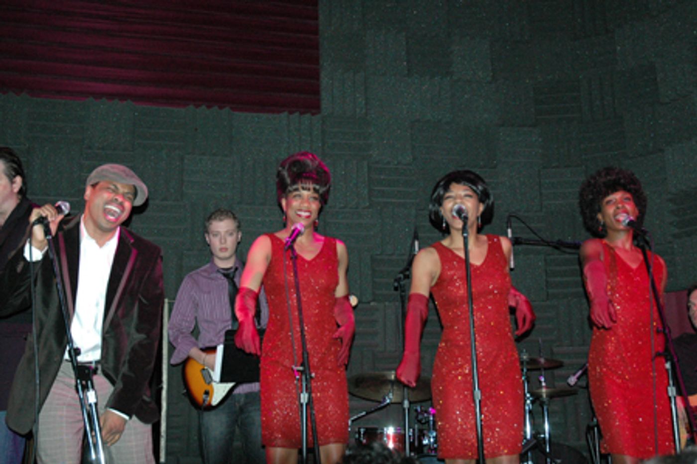 Photo Coverage: Scream Out Louise Concert Photo Coverage: Scream Out Louise Concert Image