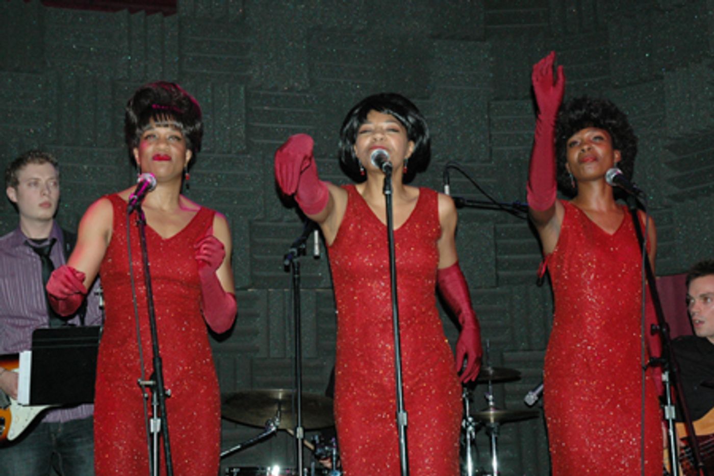 Photo Coverage: Scream Out Louise Concert Photo Coverage: Scream Out Louise Concert Image