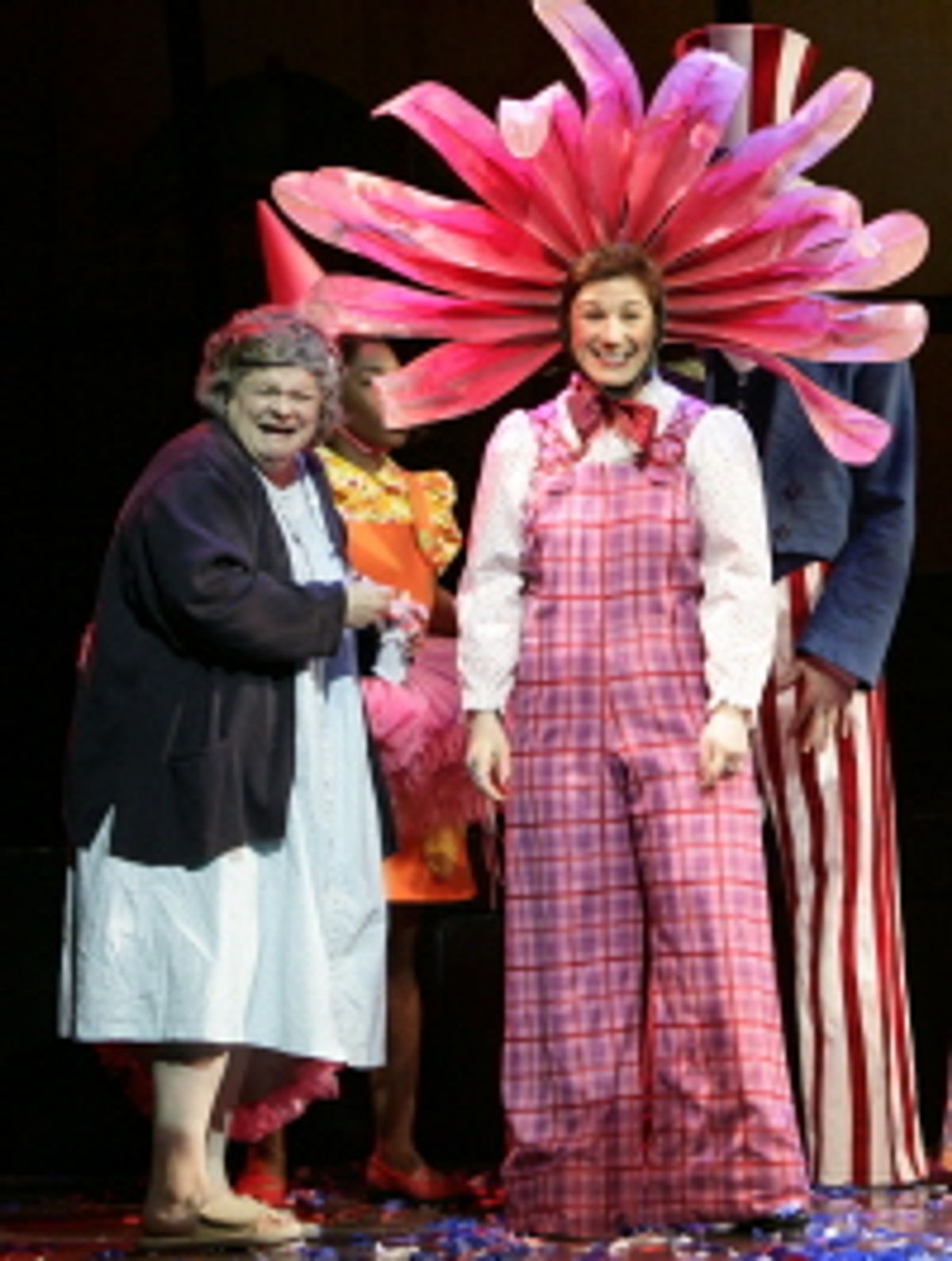 Mary Pat Gleason as Ann and Lisa Kron as Lisa at 