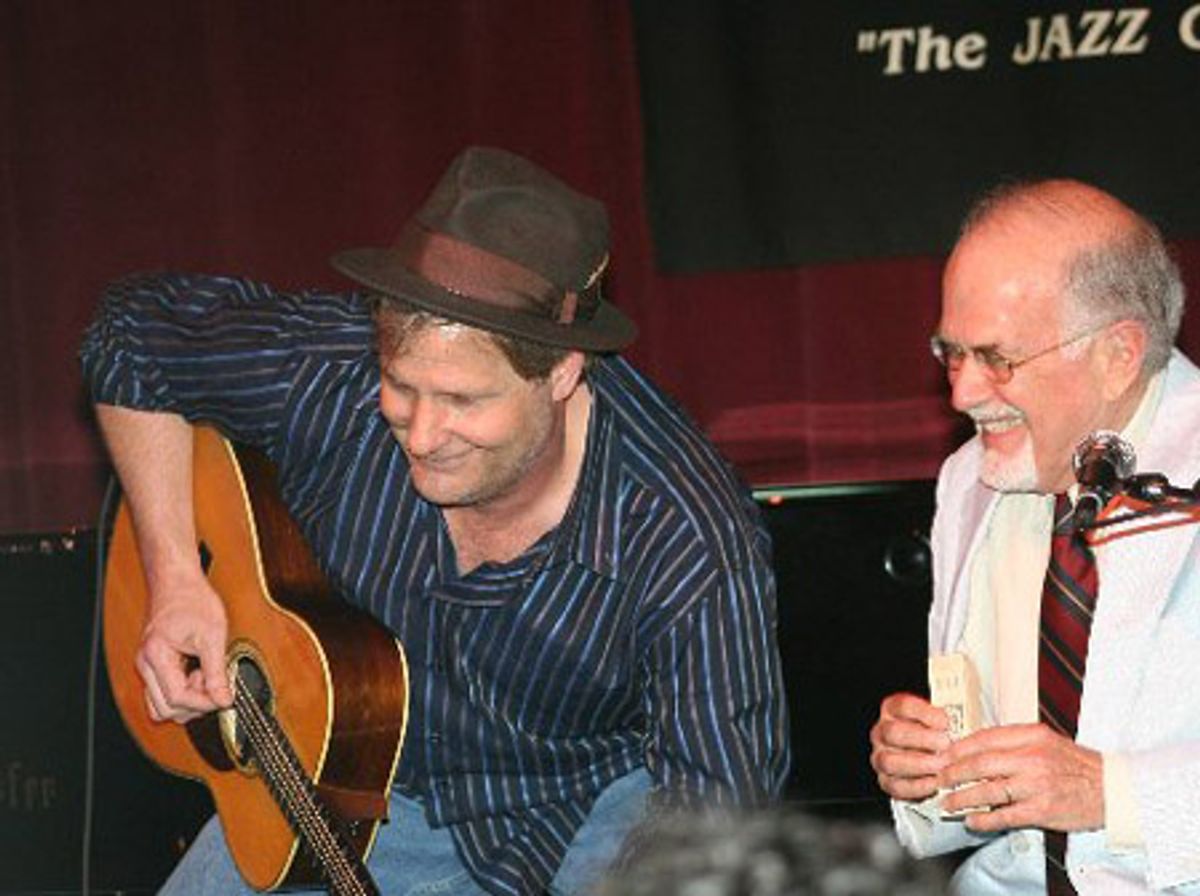 Jeff Daniels and audience volunteer at 