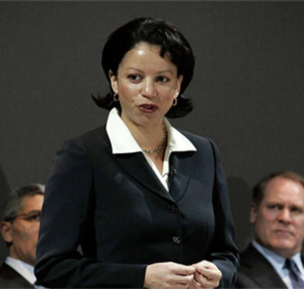  Gloria Reuben as Condoleeza Rice in Stuff Happens at 