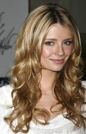 Mischa Barton Photo