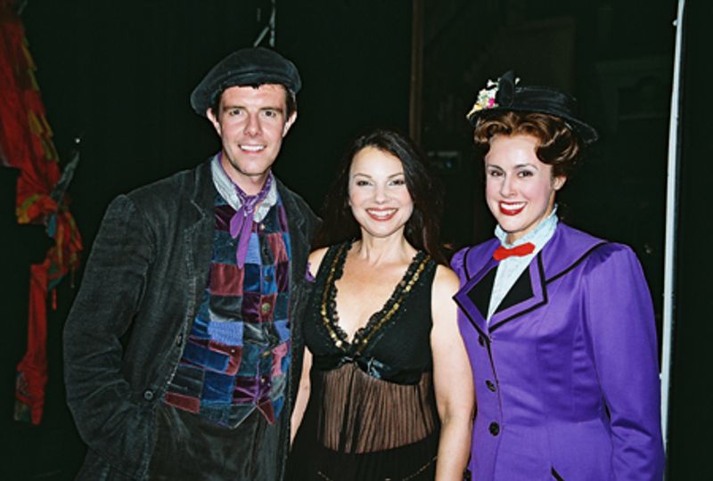 Photos: Fran Drescher Visits Mary Poppins — photo 1 of 7