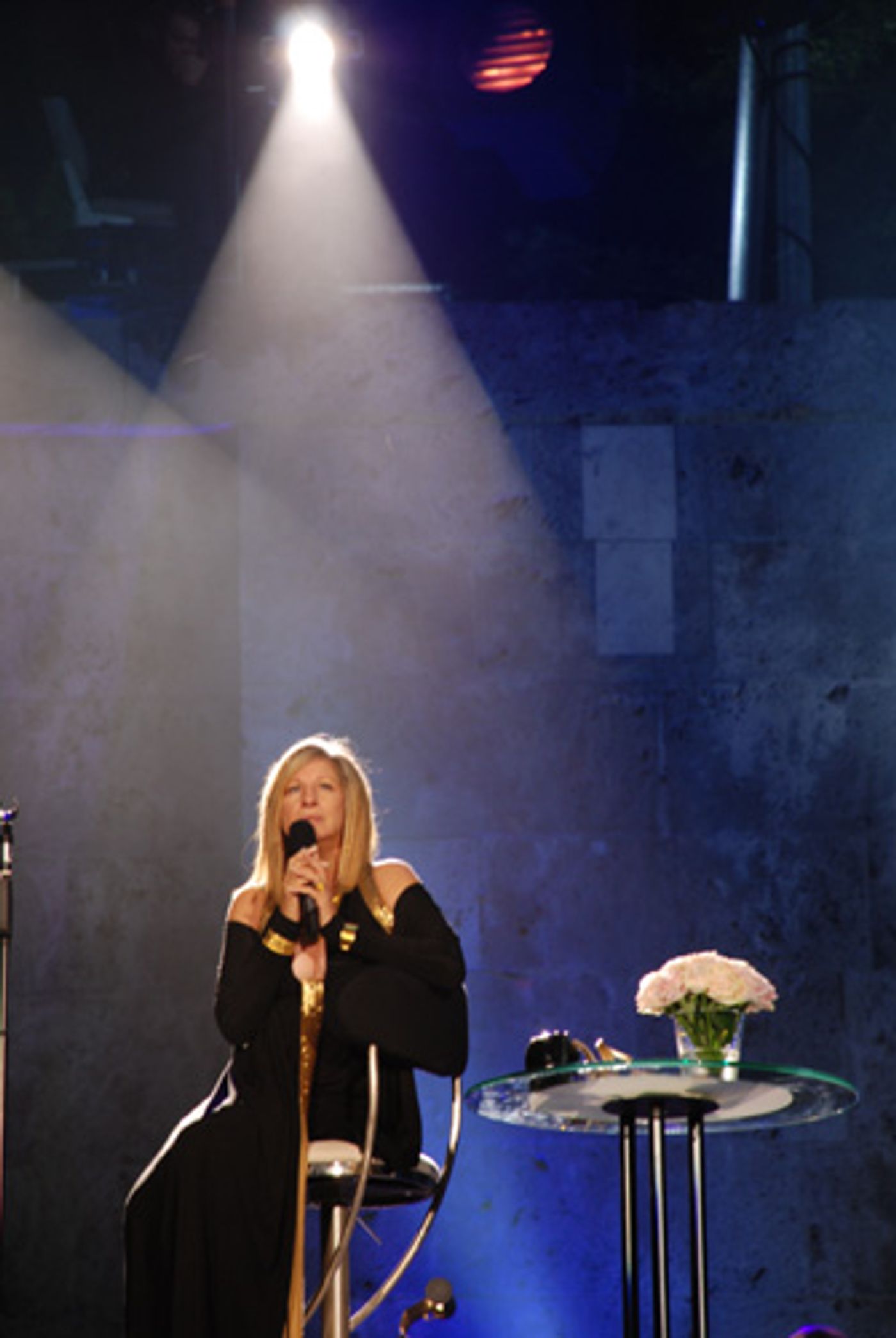 BWW Exclusive: Barbra Streisand European Tour 2007 Scrapbook  Image