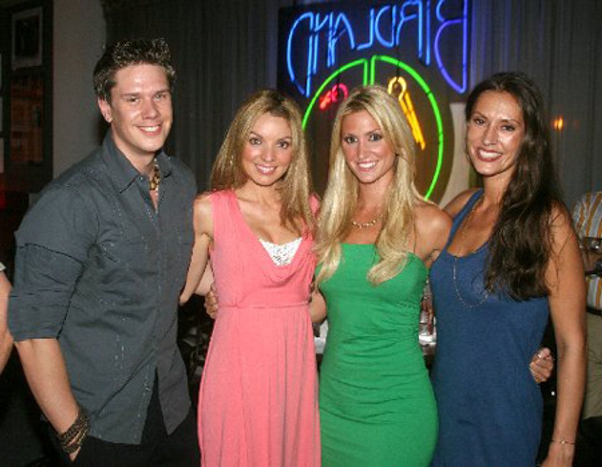 David Miller of Il Divo with Joy Kabanuck, Kelly Levesque and Sara Gettelfinger at 