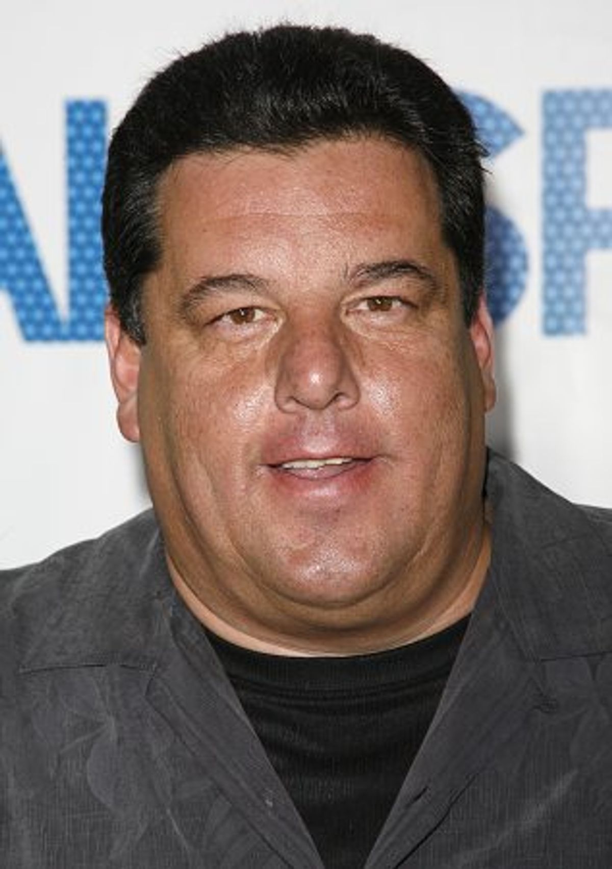Steve Schirripa at 