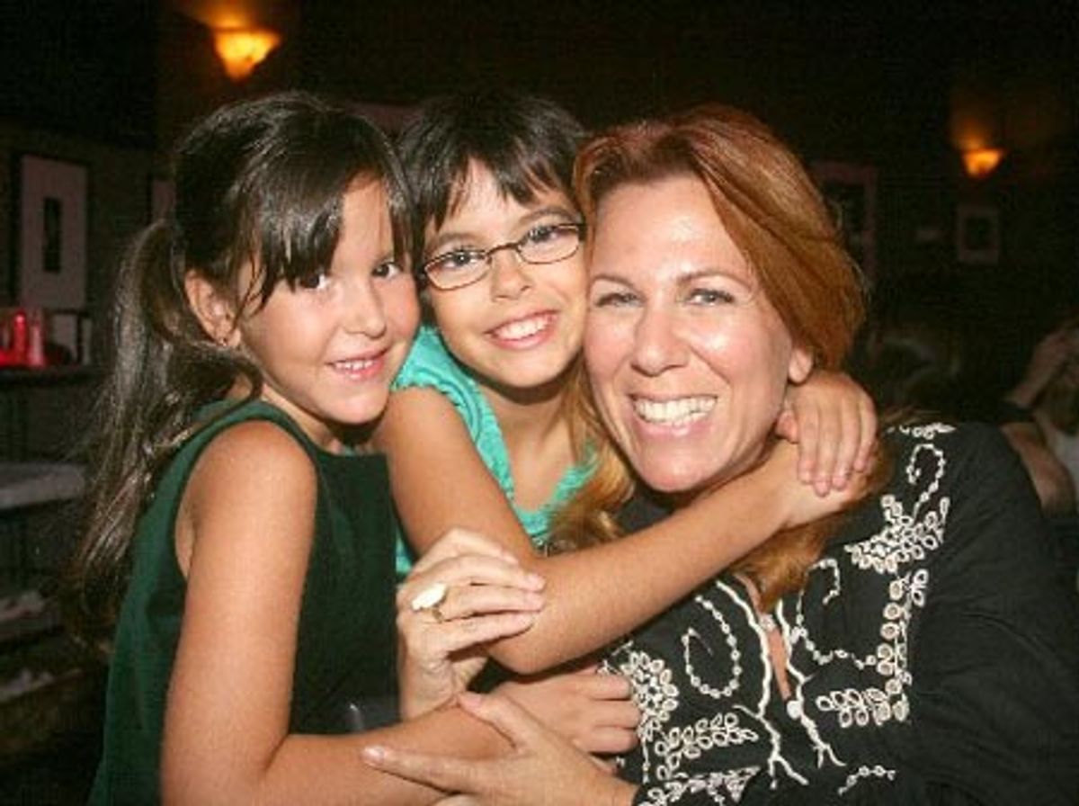 Victoria Shaw and daughters  at 