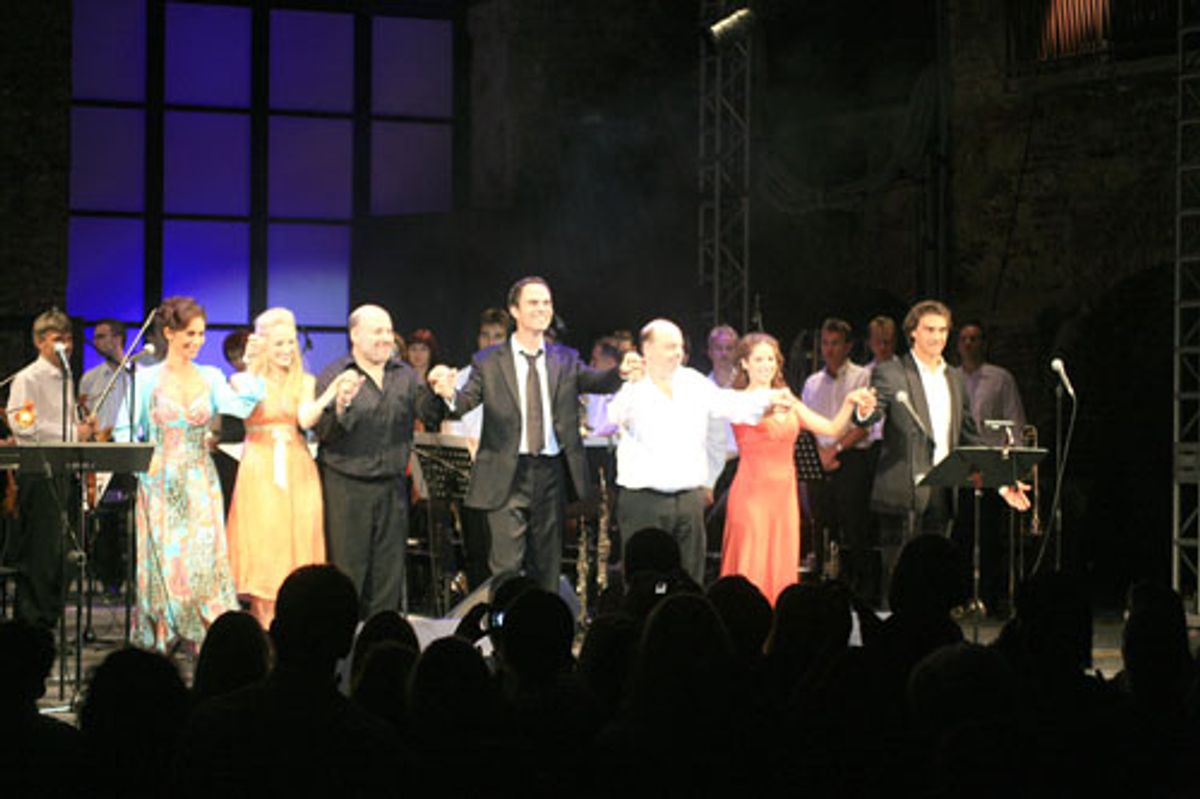 'Wildhorn&Friends': bows (l.t.r.: Pia, Brandi, Frank, Thomas, Koen, Bernadett, Attila) at 