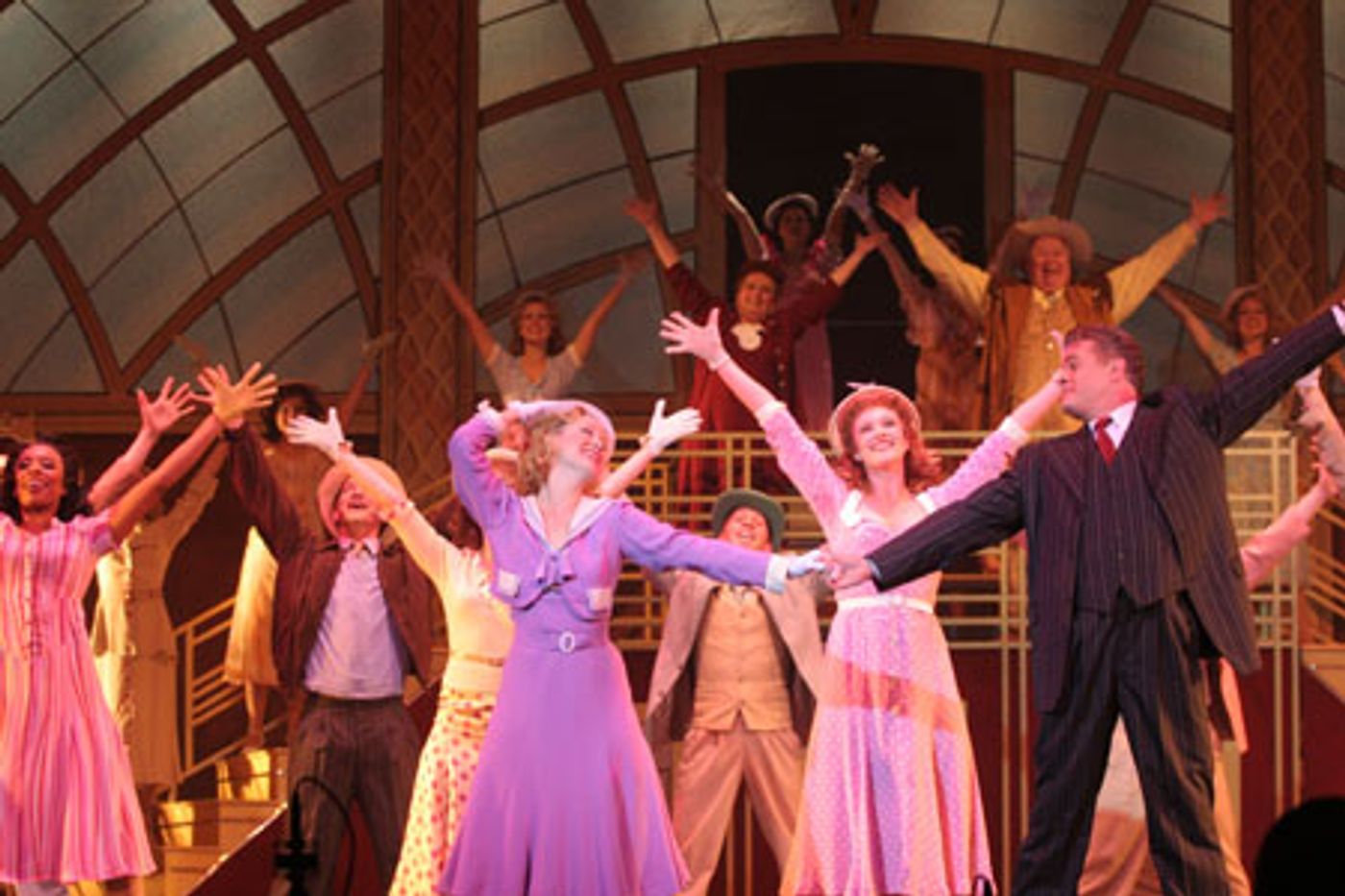 Photo Flash: '42nd Street' China National Tour Image