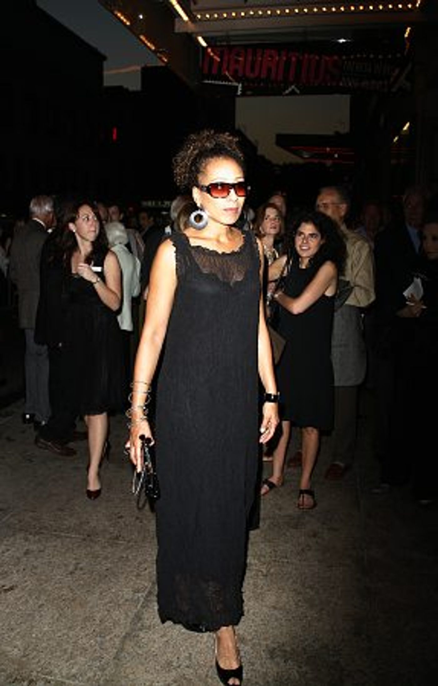 Photo Coverage: 'Mauritius' Opening Night Arrivals  Image